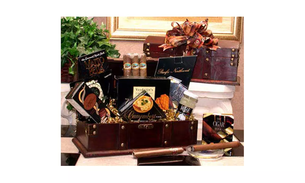 Gift Basket Drop Shipping Gentleman's Cigar Chest - Primary Image