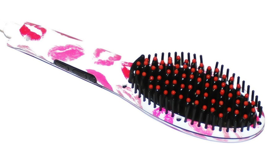 Poristal hair outlet straightener