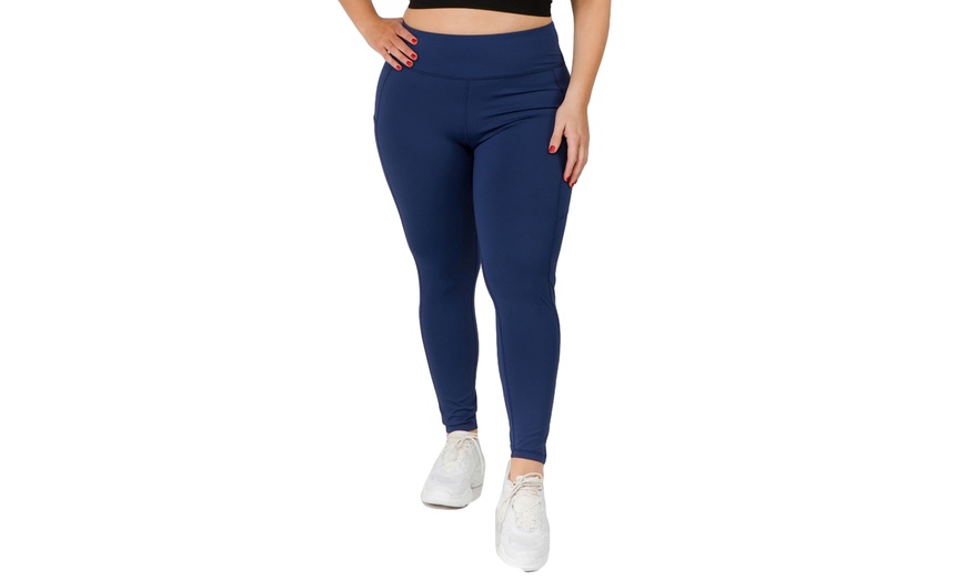 Image 3: Women's High Waist Tech Pocket Workout Leggings (Plus Size)
