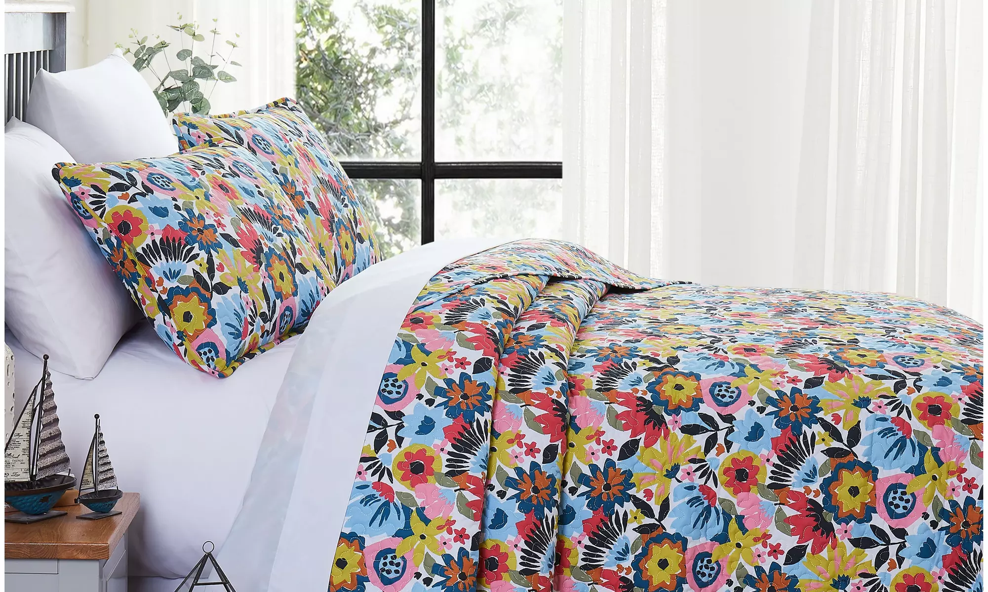 Luxury Collection Oversized Quilt Sets (2- or 3-Piece) - Primary Image