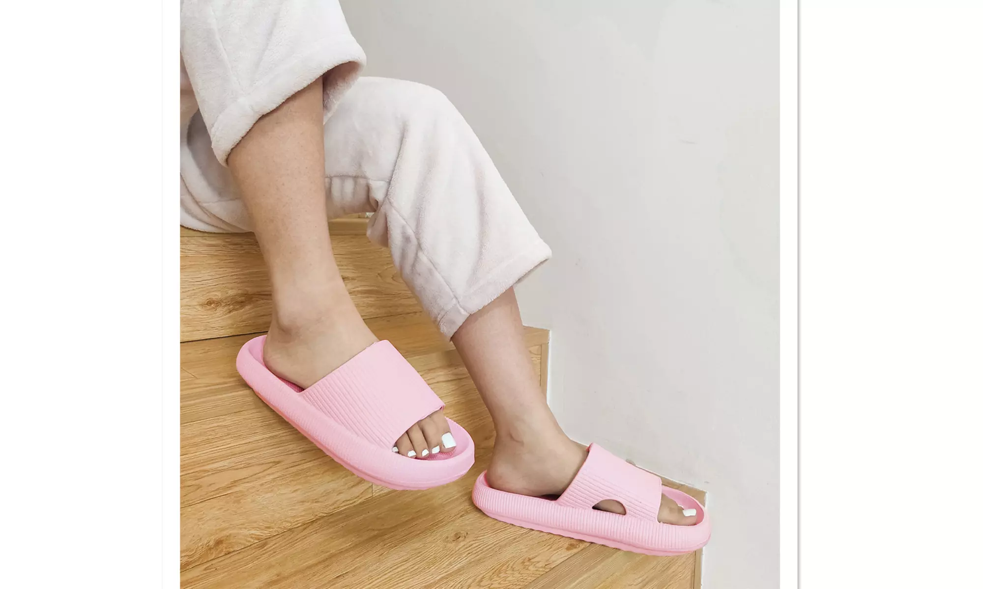 MKP Pillow Slides Slippers Comfort Soft House Bathroom Sandals for Men Women
