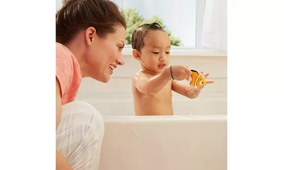 Disney Baby Bath Squirt Toys, Finding Nemo - Second Medium