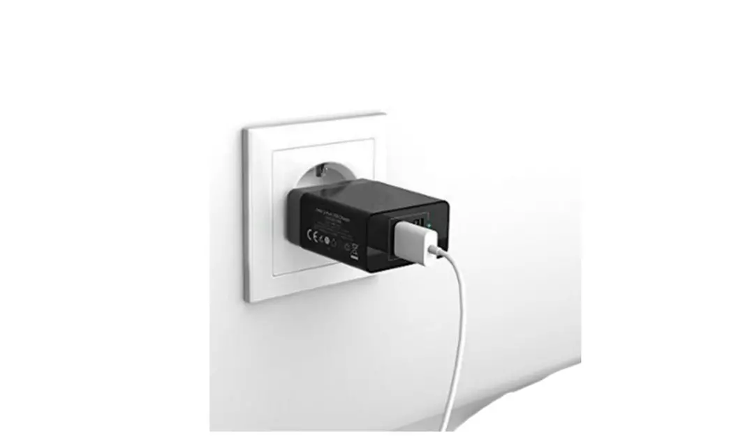 Universal 2-Port Dual USB Rapid Wall Charger For all mobile devices - Second Medium