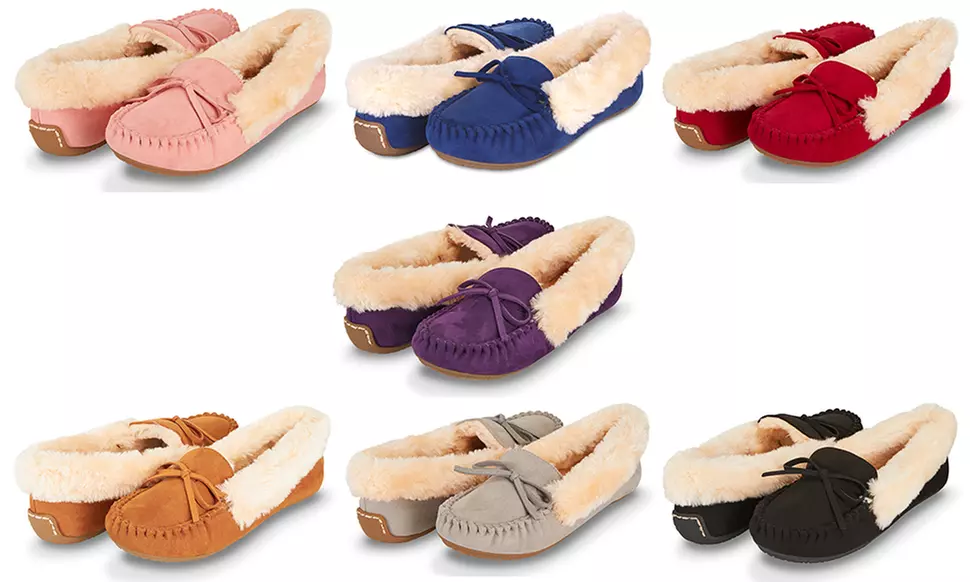 Womens Memory Foam Indoor/Outdoor Moccasin Slipper W/Faux Fur Collar - Primary Image