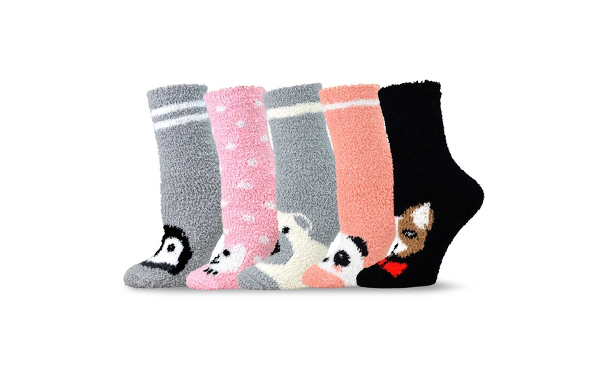 Image 2: TeeHee Cozy Fuzzy Slipper Crew Socks for Women 5-Pack (Animal-2)
