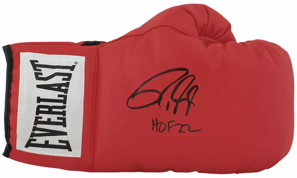 Roy Jones Jr. Signed Everlast Red Boxing Glove w/HOF'22 - (Schwartz COA)