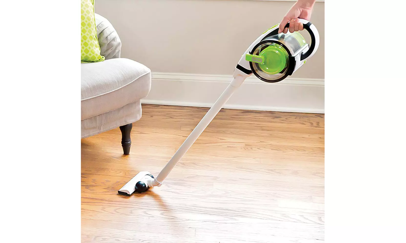 Nugeni Steva Deluxe All-in-One Cordless Handheld Steamer and Vacuum Cleaner - Second Medium