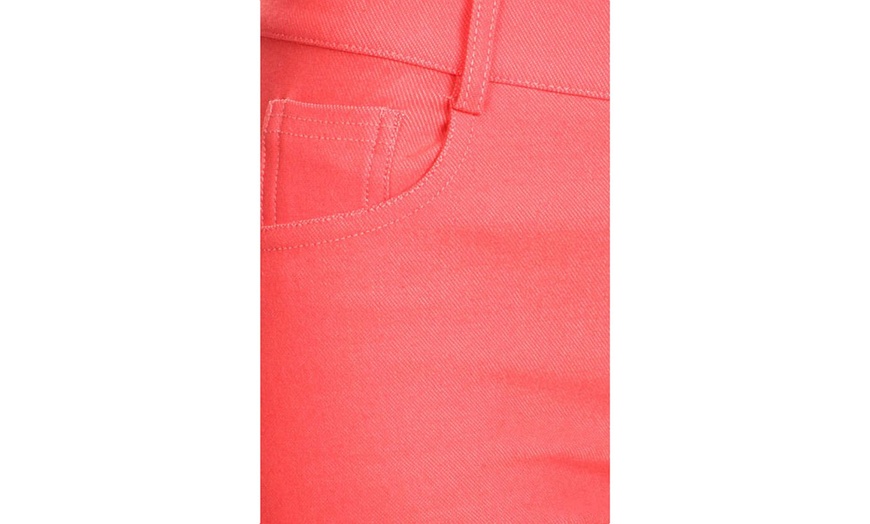 Image 16: Women's Stretchy 5 Pocket Classic Bermuda Shorts