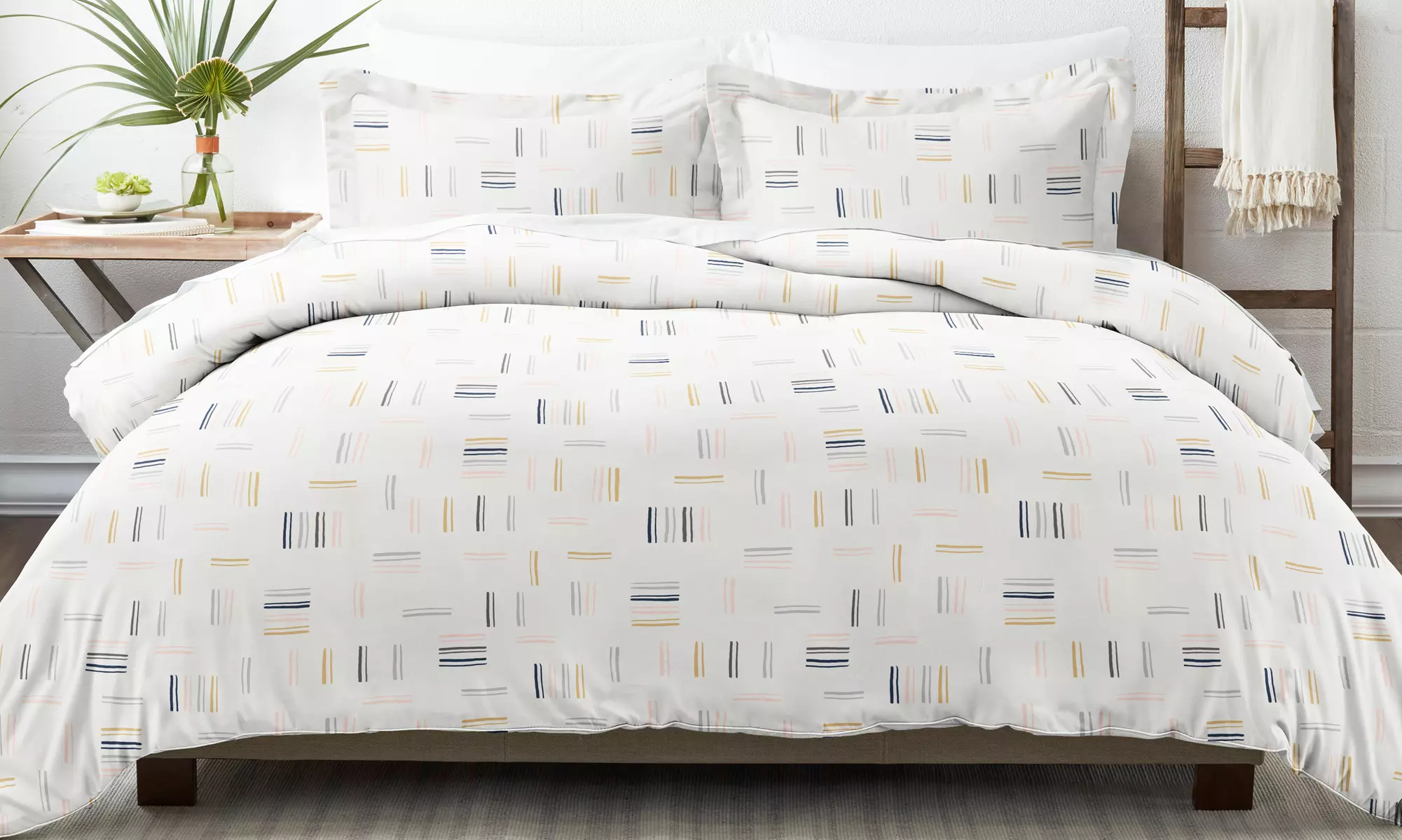 Home Collection Premium Ultra Soft Geo Dash 3-Piece Duvet Cover Set - Primary Image