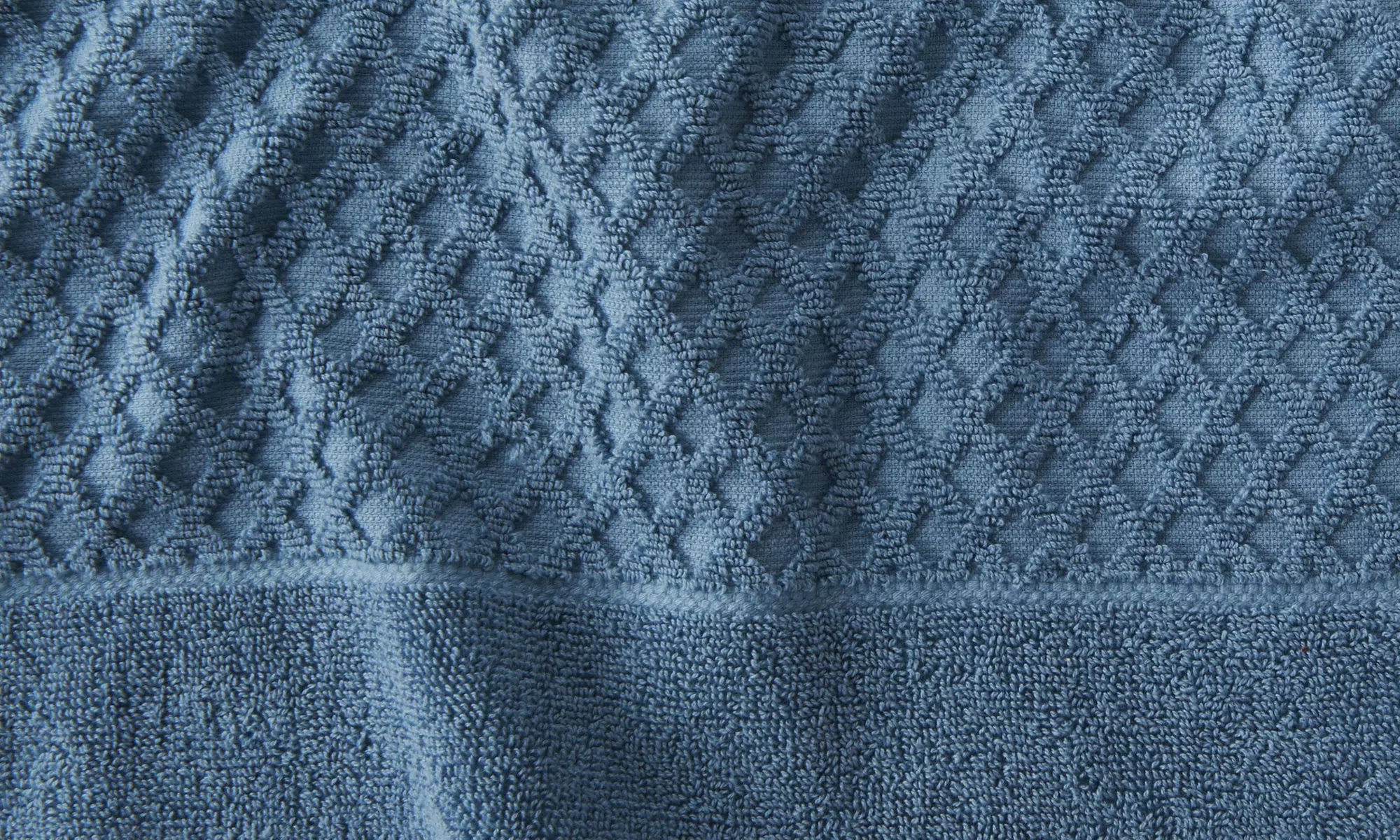 Ultra-Soft 100% Cotton Diamond Waffle Bath Towels