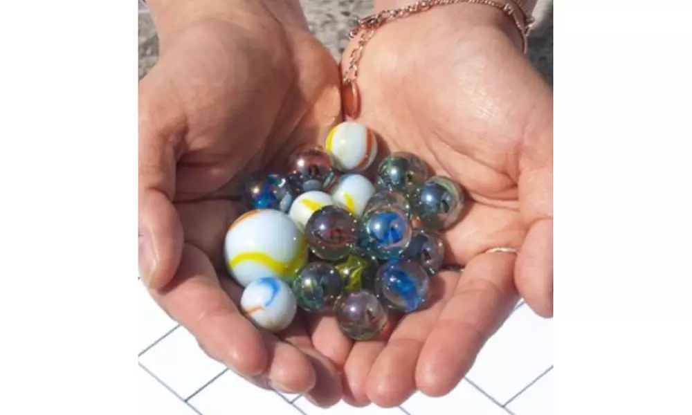 Squid Game Glass Marbles Games for Kids DIY Home Decoration Korean 20Pcs - Primary Image