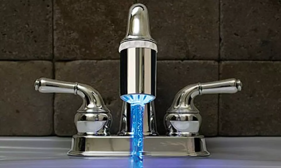 7 Colors Changing Glow Shower Stream Tap - Primary Image