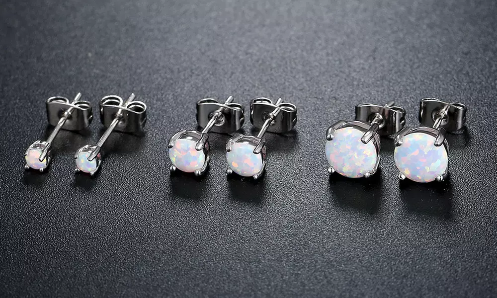 18k white gold plated Fire Opal Stud Set Peermont