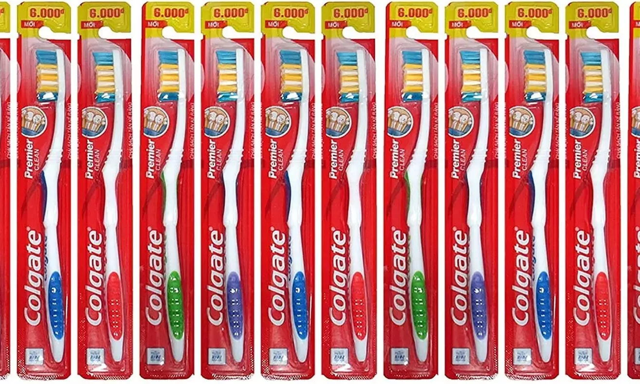 Colgate Premier Classic Clean Medium Toothbrush - Primary Image