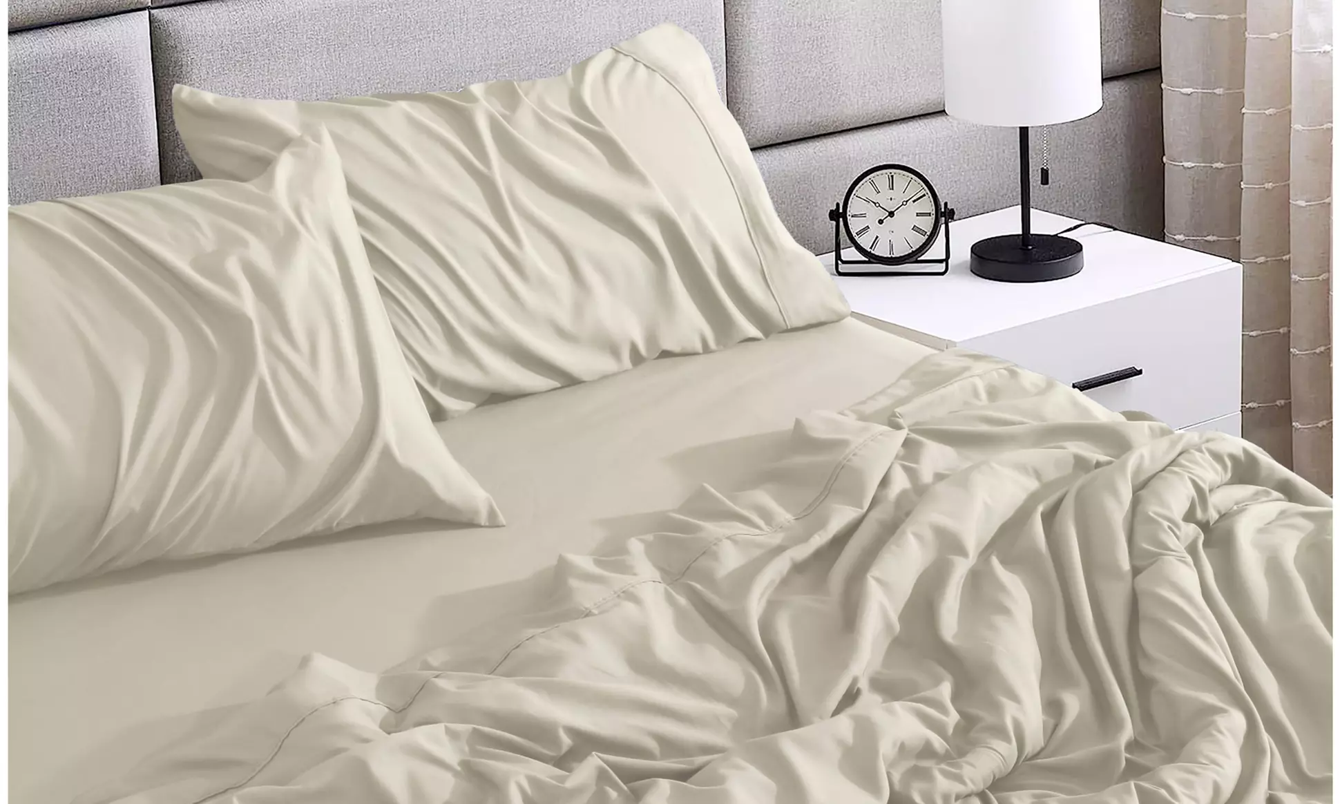 Ruvanti 1800 Series 4 Piece Microfiber Bed Sheet Set Soft Deep Pocket Sheet