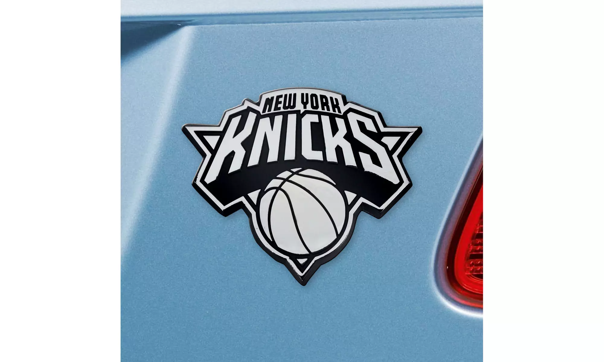 Fanmats 3D NBA Chrome Emblem - Primary Image