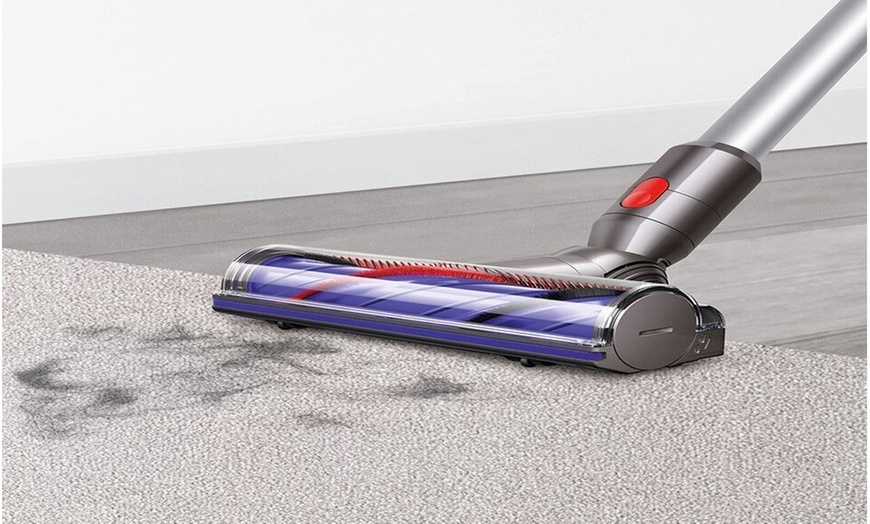 Dyson V7 Advanced Cordless Stick Vacuum Cleaner - Silver | Groupon