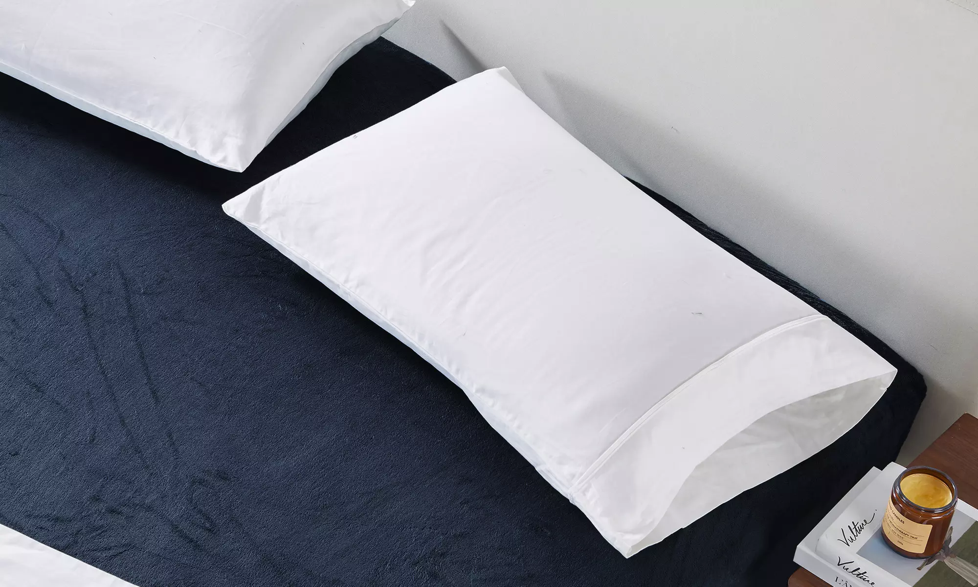 FreshFolds Ultra Soft Velvet Plush Fitted Sheet