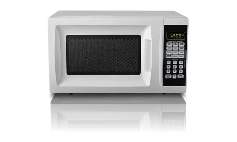 Hamilton Beach 0.7 Cu. Ft. White Microwave Oven - Primary Image