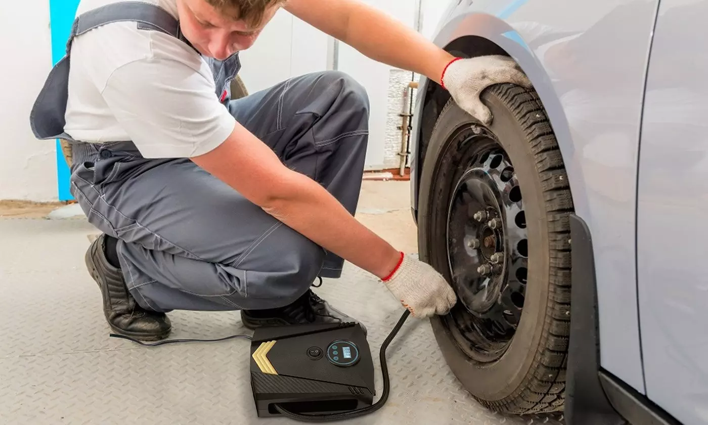 iMounTEK 12V DC 150PSI Tire Inflator with LCD Display & Auto Shut-Off