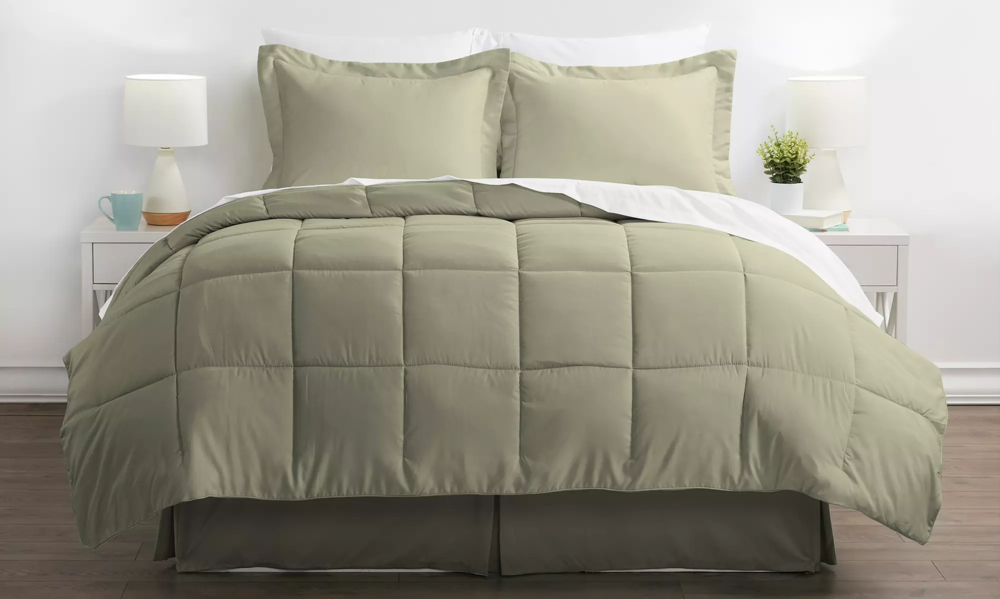 Merit Linens Premium Comforter set (8-Piece)