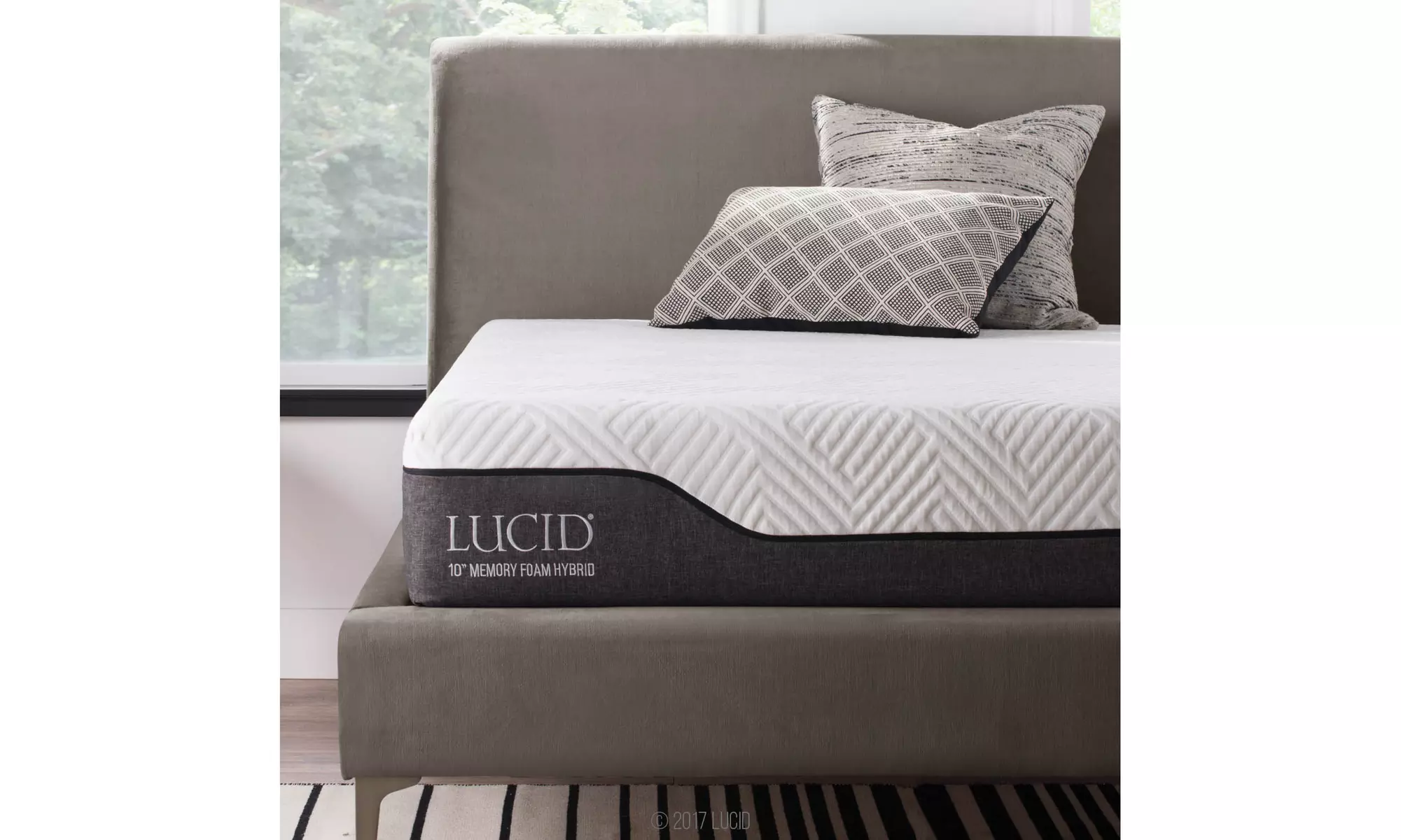 LUCID 10 in. Bamboo Charcoal and Aloe Vera Hybrid Mattress - Second Medium