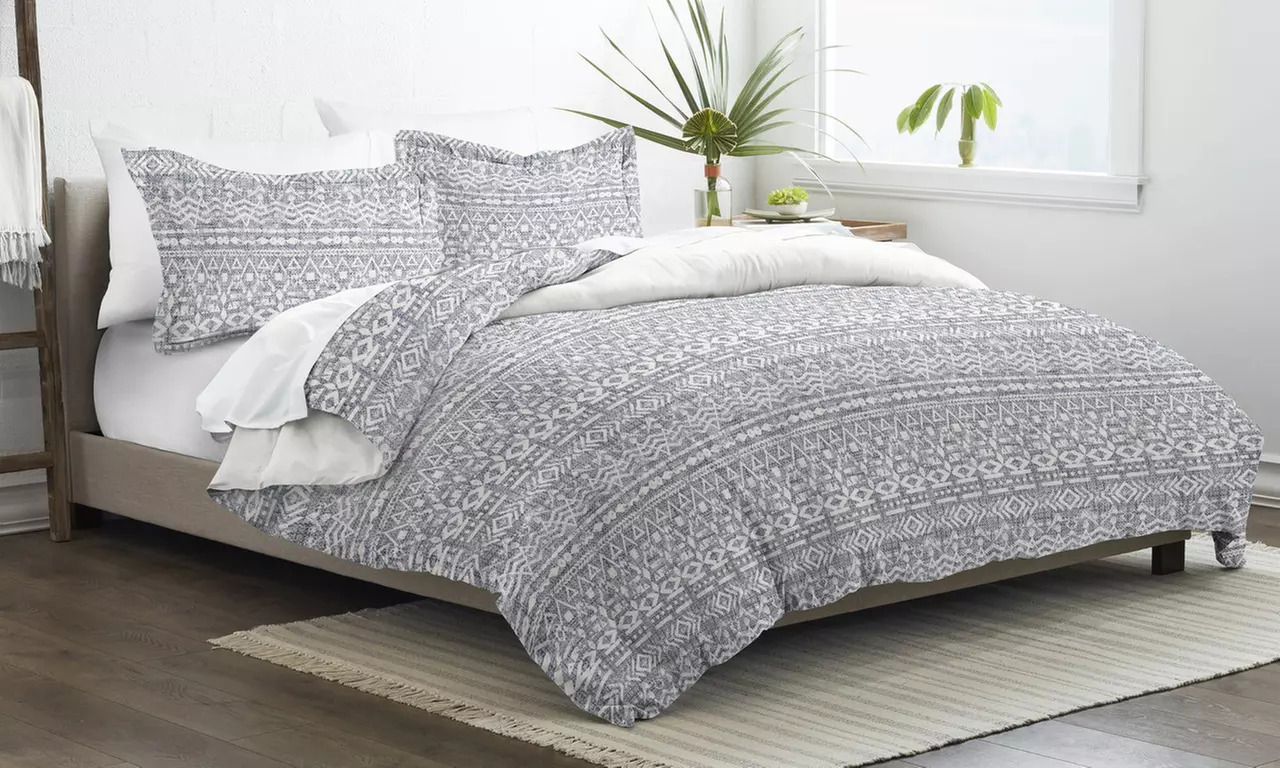 Home Collection Modern Rustic Pattern 3 Piece Reversible Duvet Cover Set - Primary Image