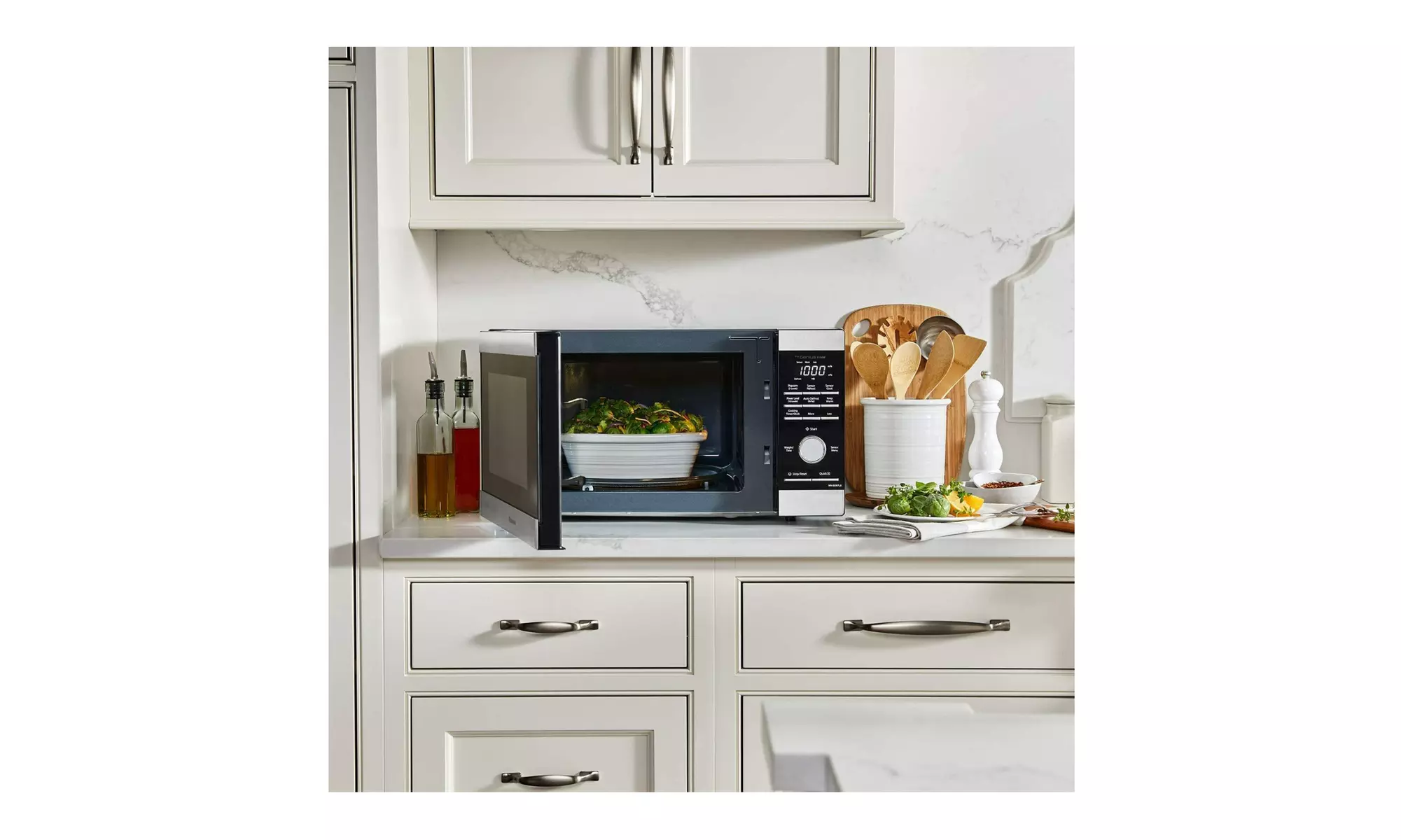 Panasonic Genius Sensor 1100W Countertop Microwave Oven (Stainless), Lunch Bag - Second Medium