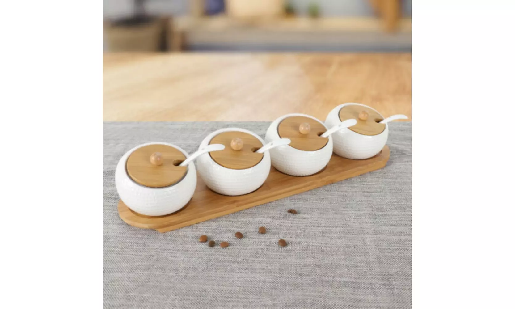 Kitchen Porcelain Condiment Jar Spice Canisters Spice Container with Lid - Primary Image