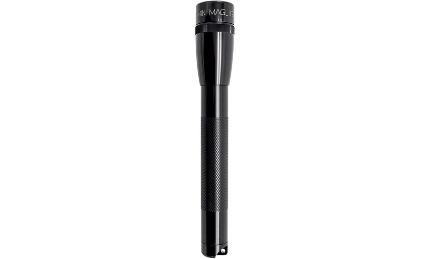 MAGLITE Mini LED 2-Cell AA Flashlight Combo Pack #SP2201C | Groupon