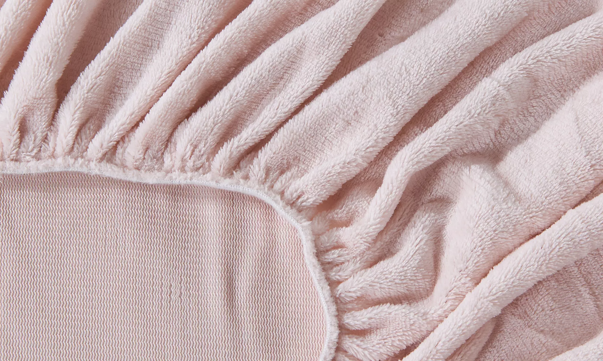 FreshFolds Ultra Soft Velvet Plush Fitted Sheet