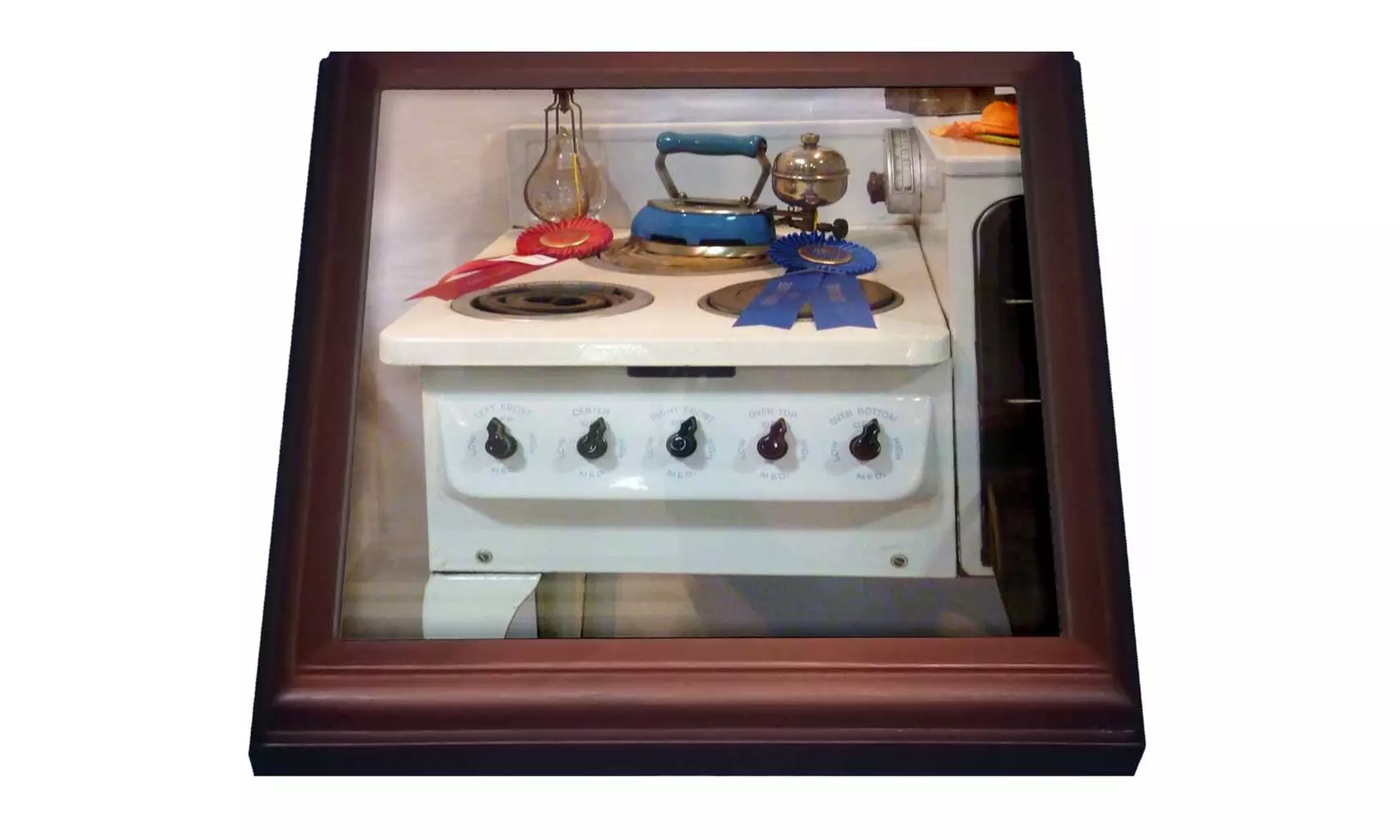 Trivet with TileVintage Stove - Image 2