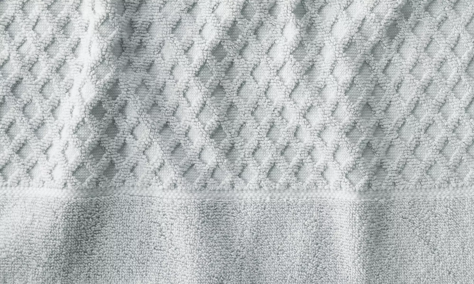 Ultra-Soft 100% Cotton Diamond Waffle Bath Towels