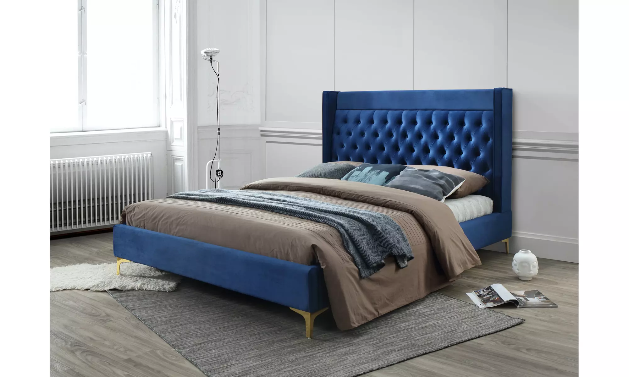 Malene Luxe and Glamour Platform Bed - Queen and King - Primary Image