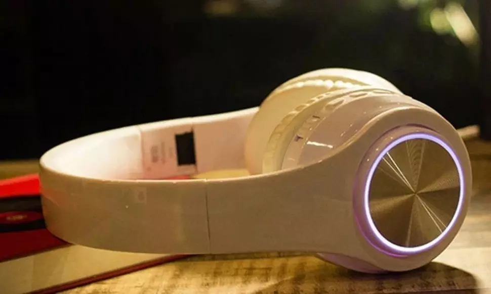 Bluetooth headphones with LED light  - Second Medium