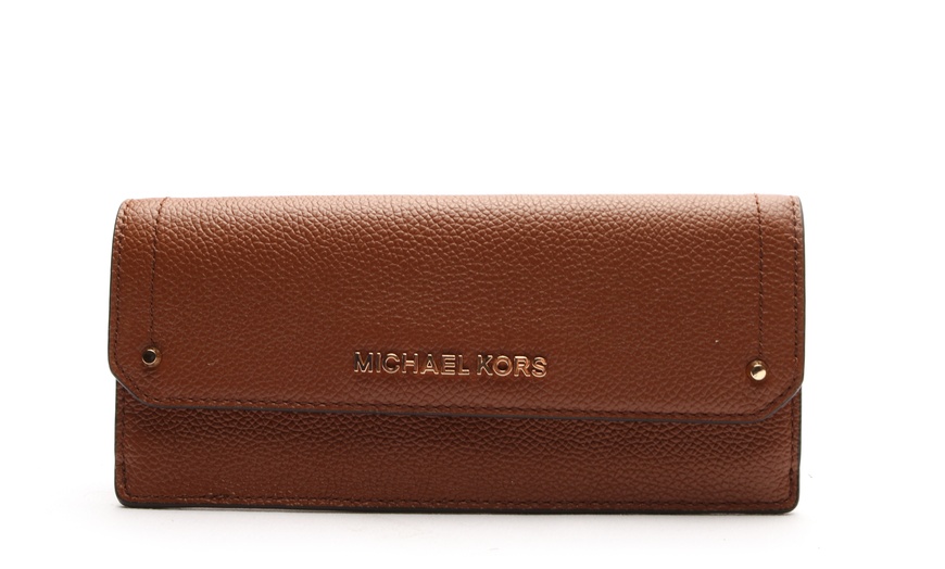 Michael Kors Women s Hayes Flat Wallet