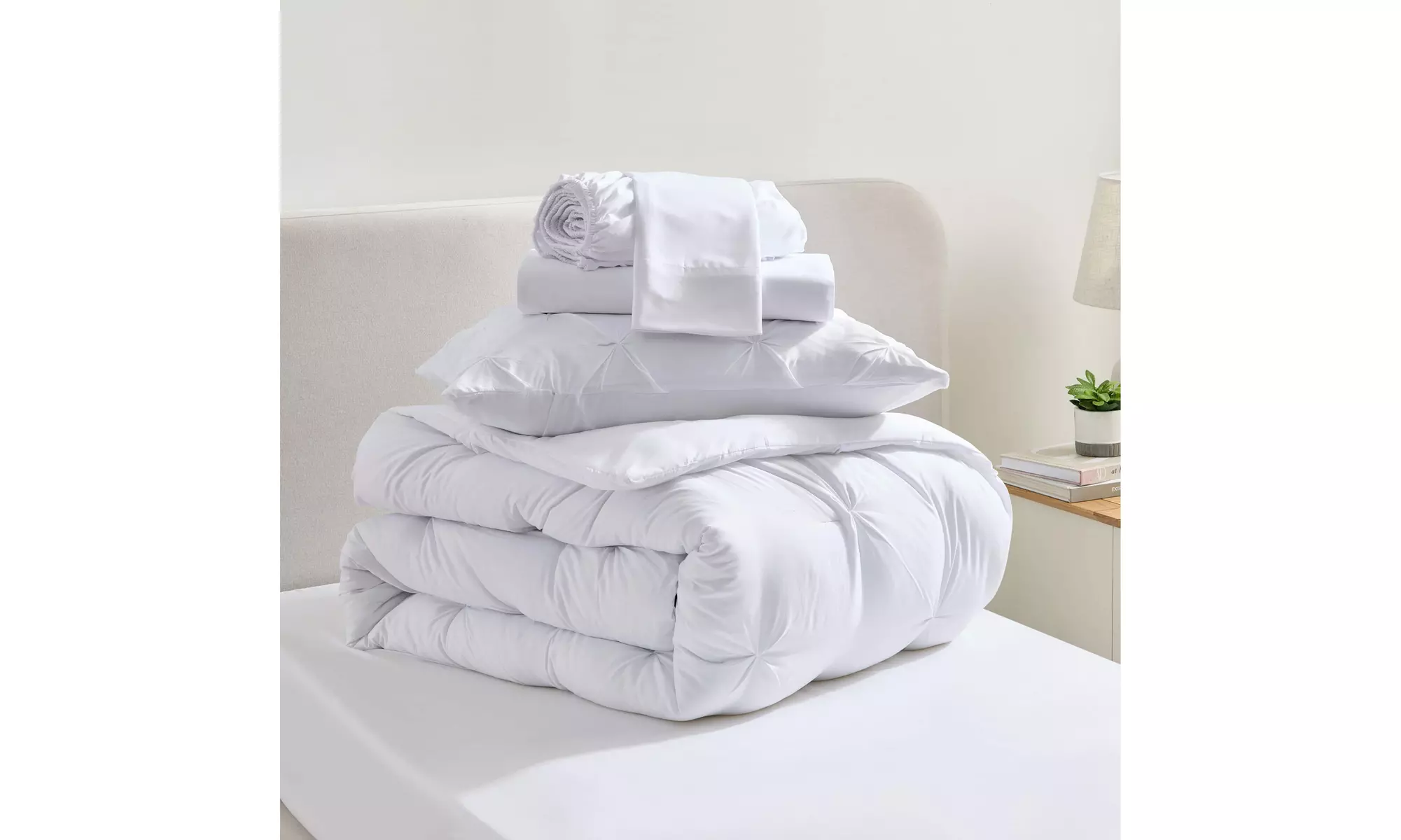 Nestl 5-7Pc Pinch Pleat  Bed in a Bag Set