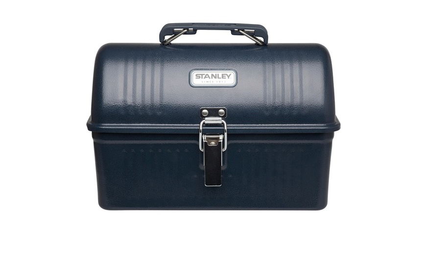 Stanley Classic 5.5qt Hammertone Navy Lunch Box | Groupon