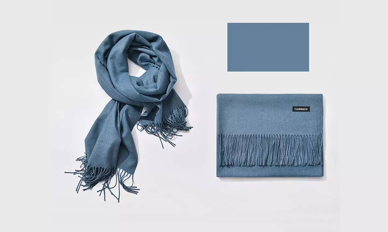 Cashmere Shawls With Soft Fringe
