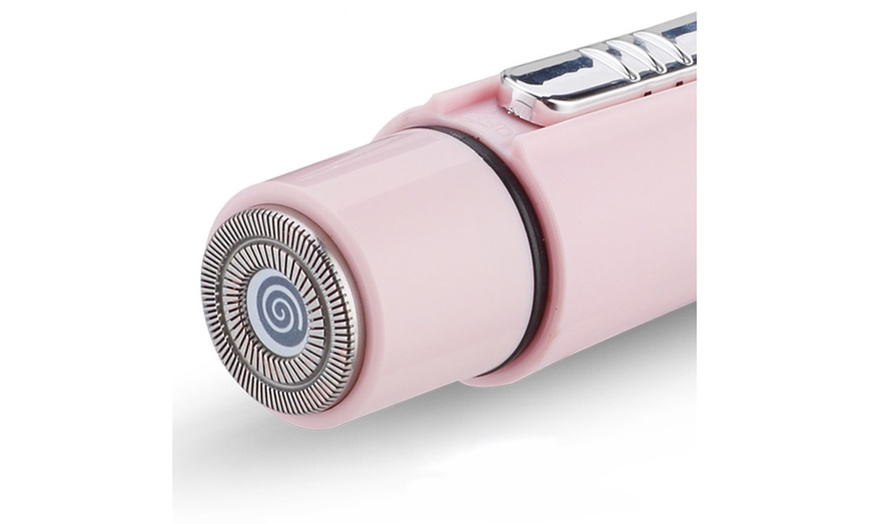 Image 4: 4 in 1 Beautician Beauty Grooming Wand
