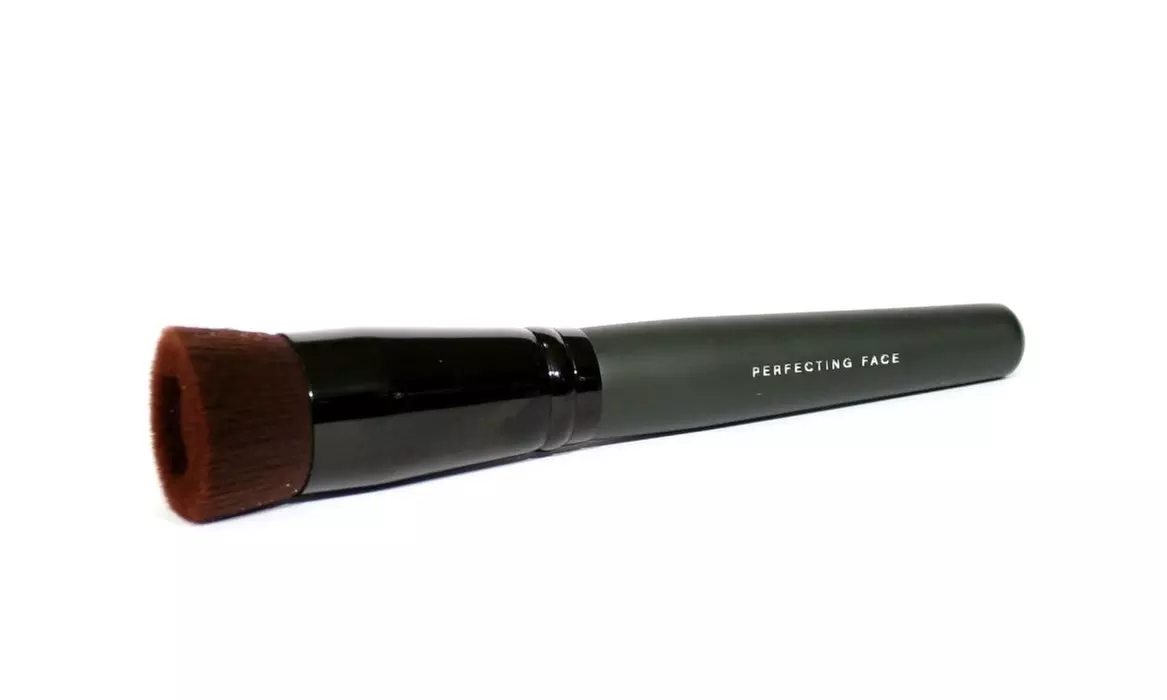 BAREMINERALS  Perfecting Face Brush - Second Medium