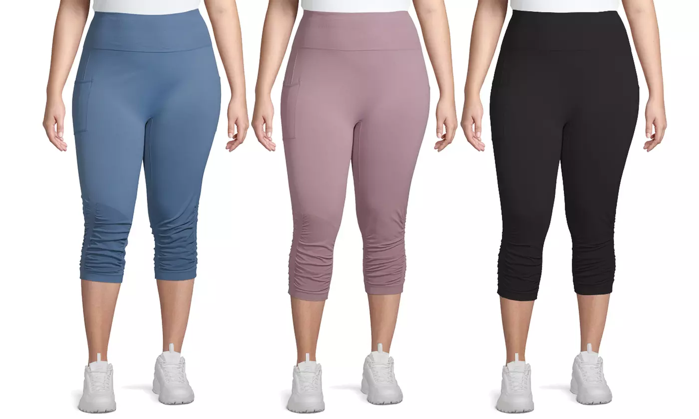 Women's Plus Size Seamless Active Ruched Yoga Capri Leggings - Primary Image