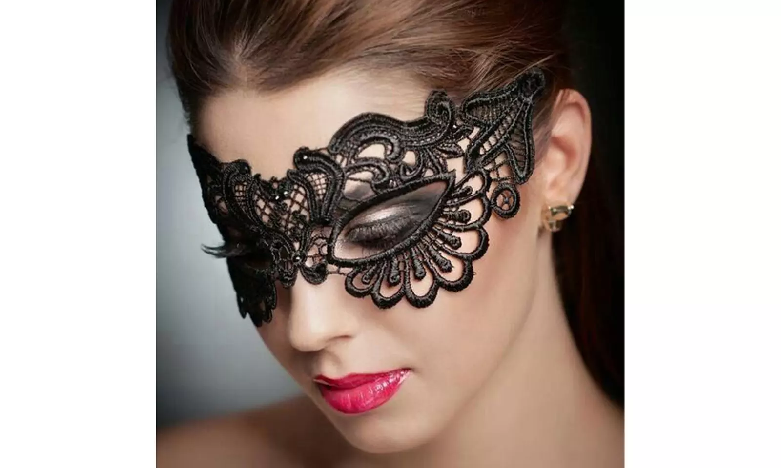 Black Enchanting Lace Eye Mask Sexy Accessories Hollow Out Women Mask - Primary Image