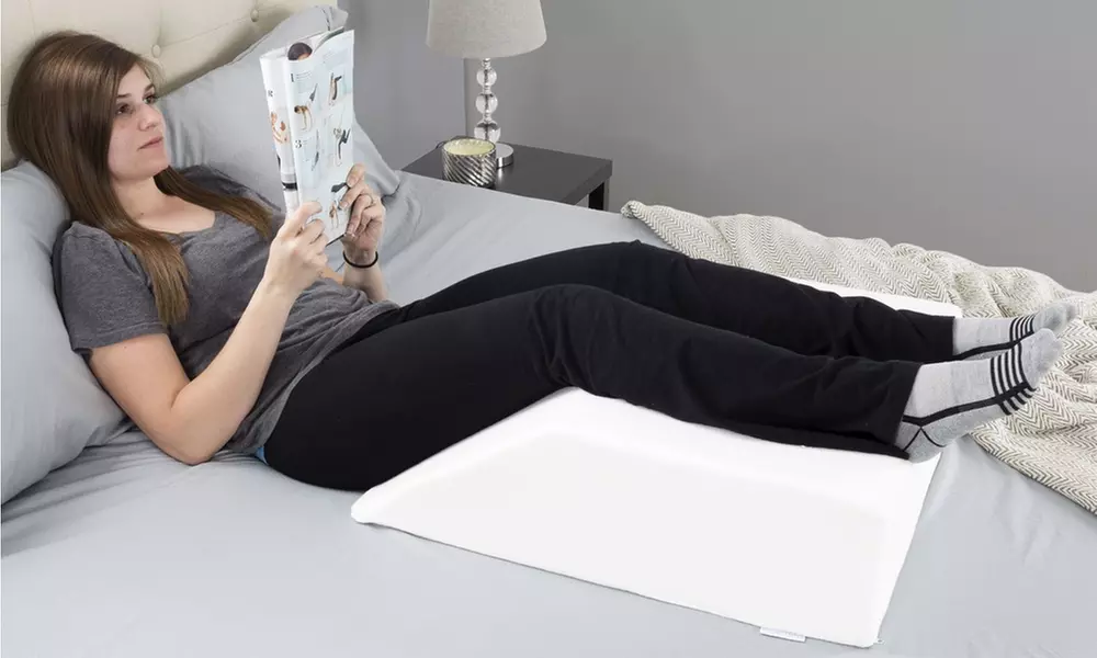 Wedge Pillow / Elevated Support Cushion for Leg, Knee, Back, Hip and Joint Pain - Primary Image