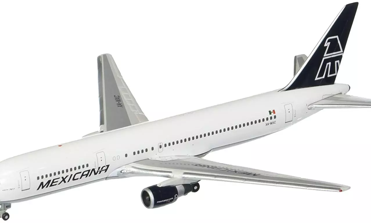 Daron Worldwide Trading  GJ806 Gemini Mexicana 767-300 1/400 - Primary Image