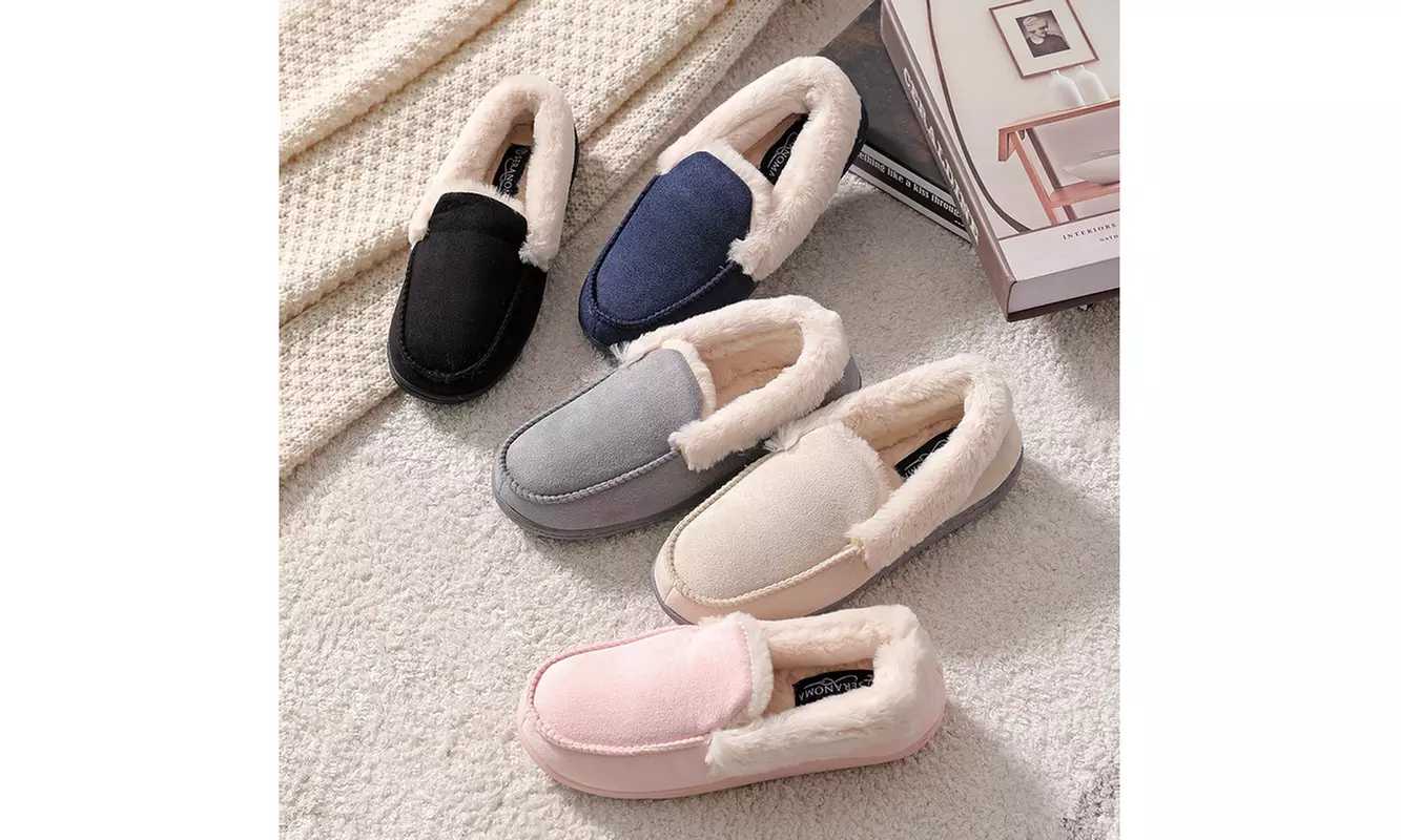 SERANOMA Women's Bailey Lined Moccasin Slipper with Memory Foam - Primary Image