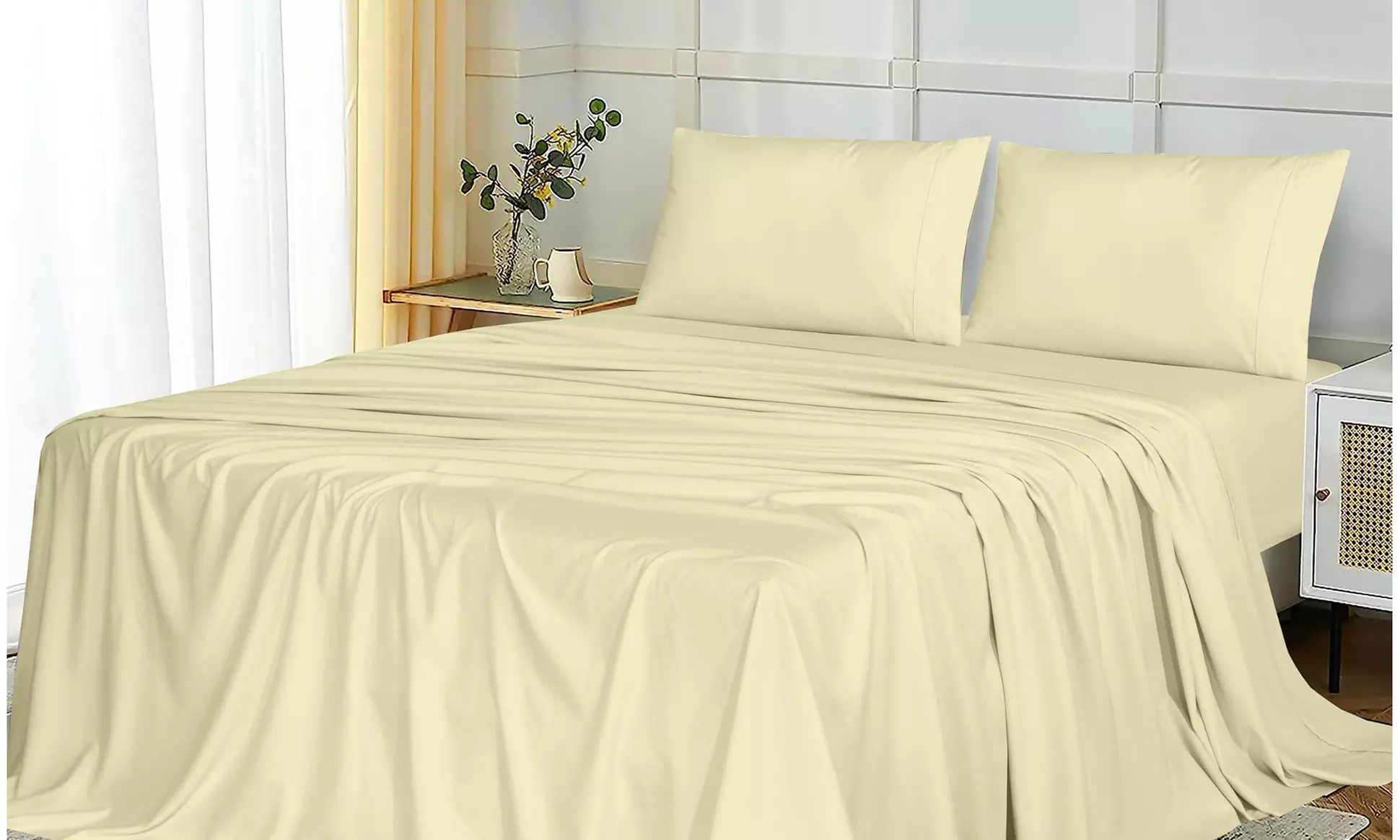 Ruvanti 1800 Series 4 Piece Microfiber Bed Sheet Set Soft Deep Pocket Sheet