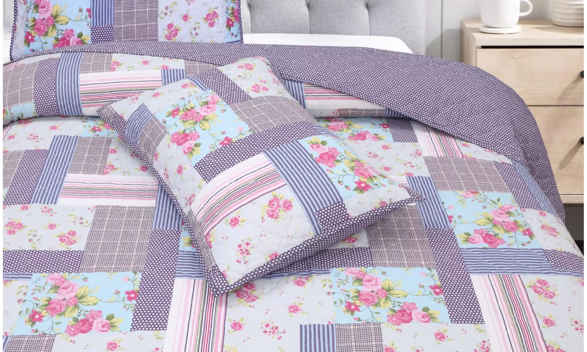 3 Piece Quilt Set Lightweight Bedspread with 2 Matching Pillow Shams Bedding Set