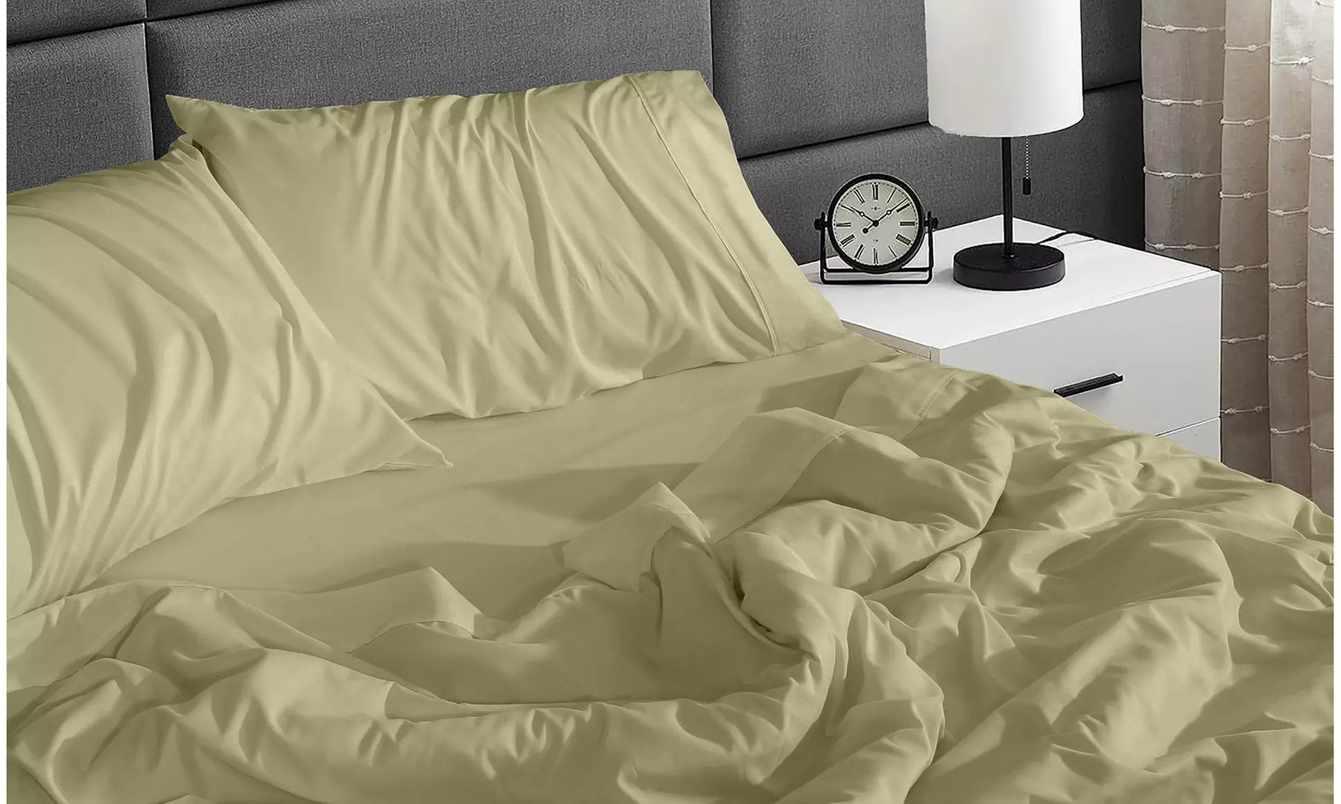 Ruvanti 1800 Series 4 Piece Microfiber Bed Sheet Set Soft Deep Pocket Sheet