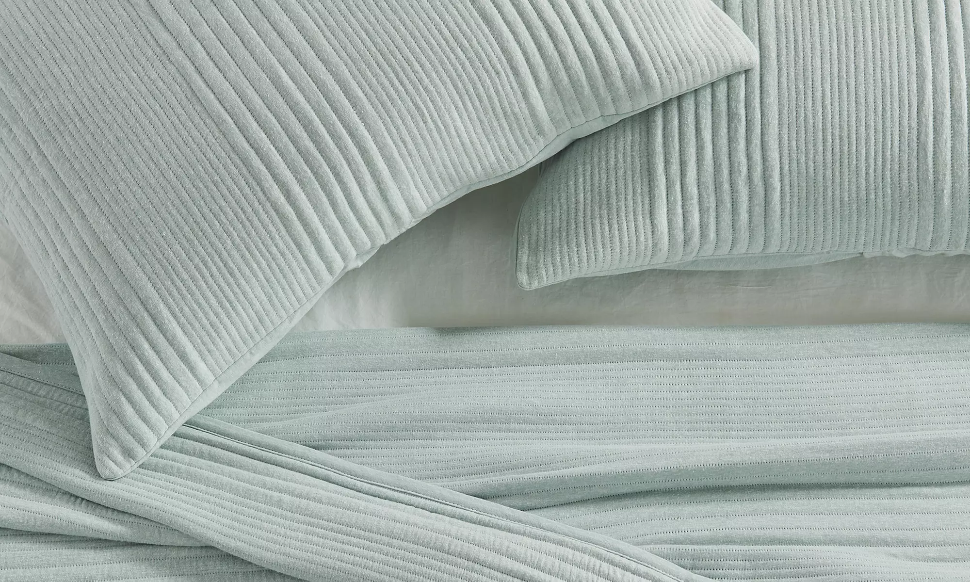 Ultra Soft Cotton Blend Jersey Knit Quilt Set